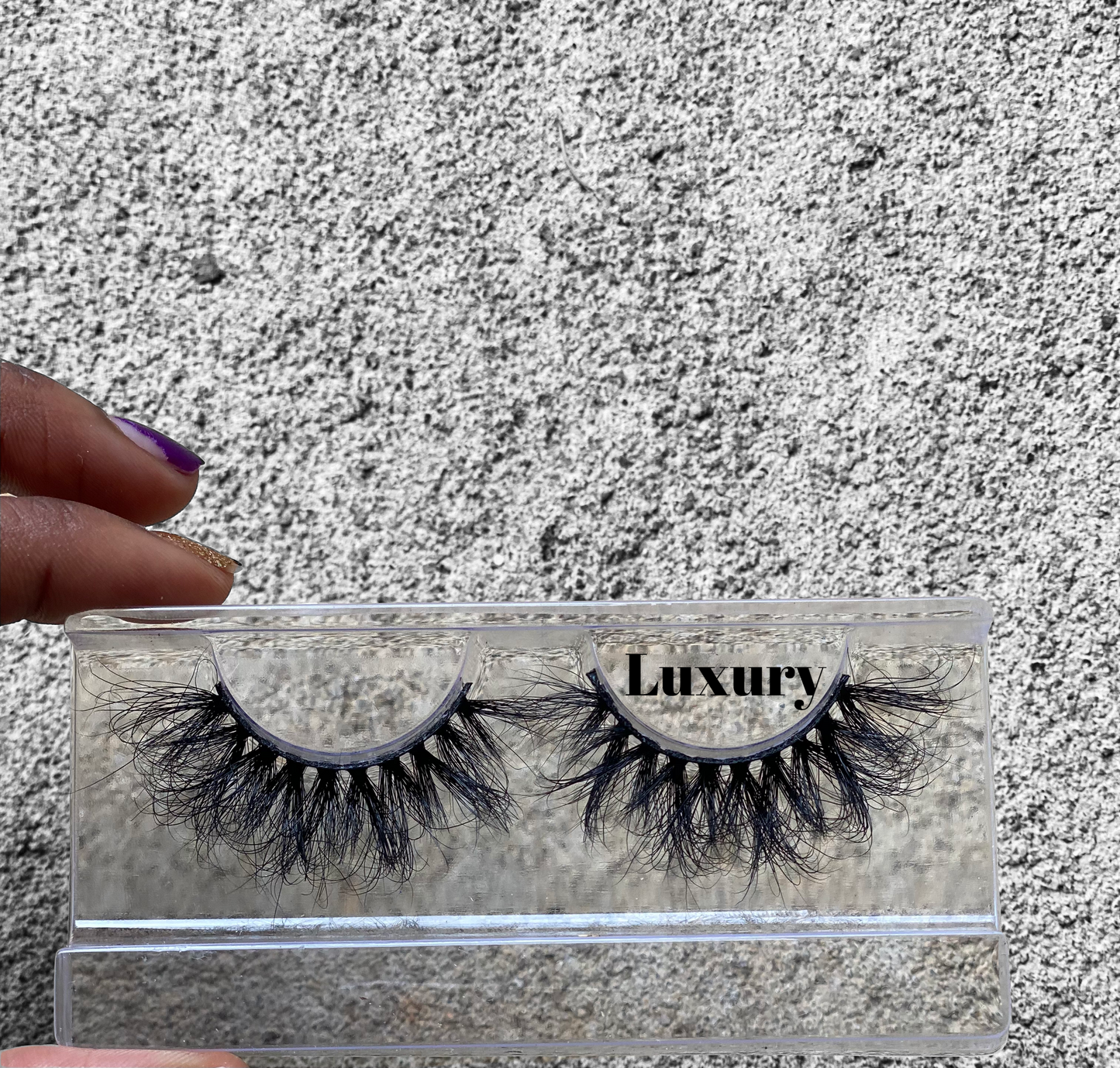 Rich Black Strands(lashes)